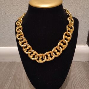 Vintage 1970-80's ANNE KLEIN Chunky Gold Tone Link Statement Necklace
